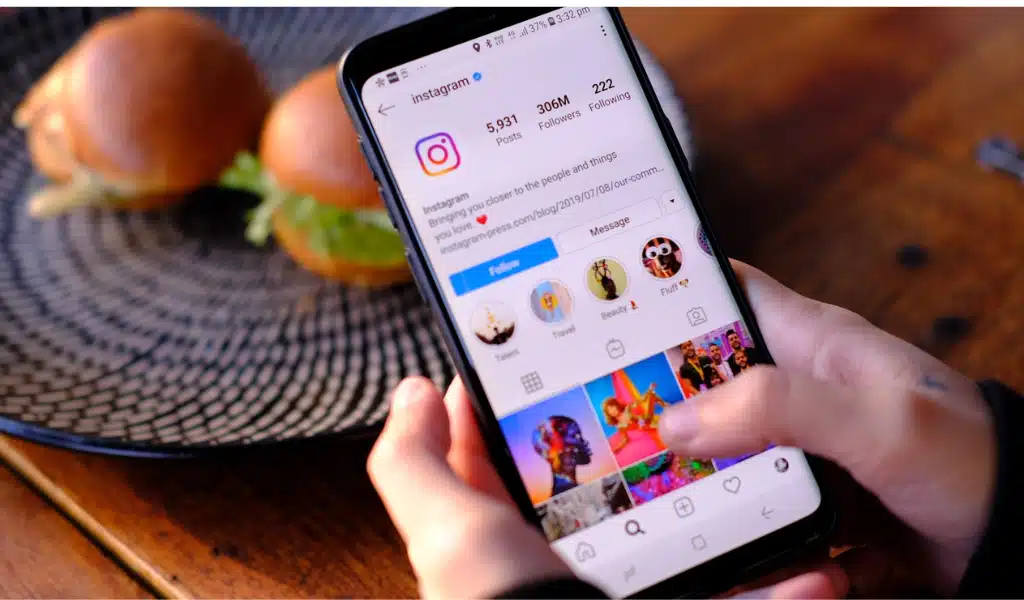 Lý do để kiếm tiền trên Instagram